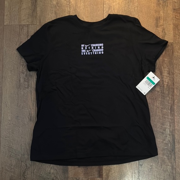 Nike Tops - Serena Williams Tennis Tee